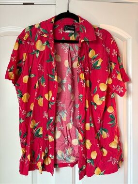Lemon button up